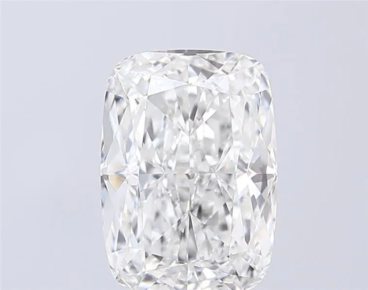 4.01ct Cushion modified Lab Grown Diamond (Colour E, Clarity VVS1, IGI Certified)