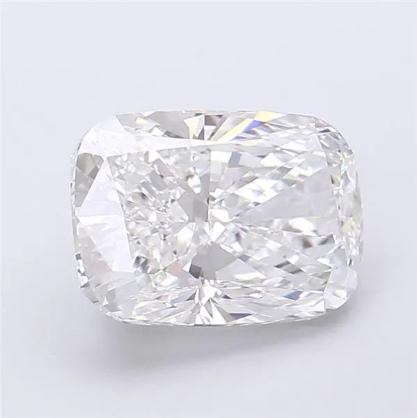 4.01ct Cushion modified Lab Grown Diamond (Colour E, Clarity VVS2, IGI Certified)