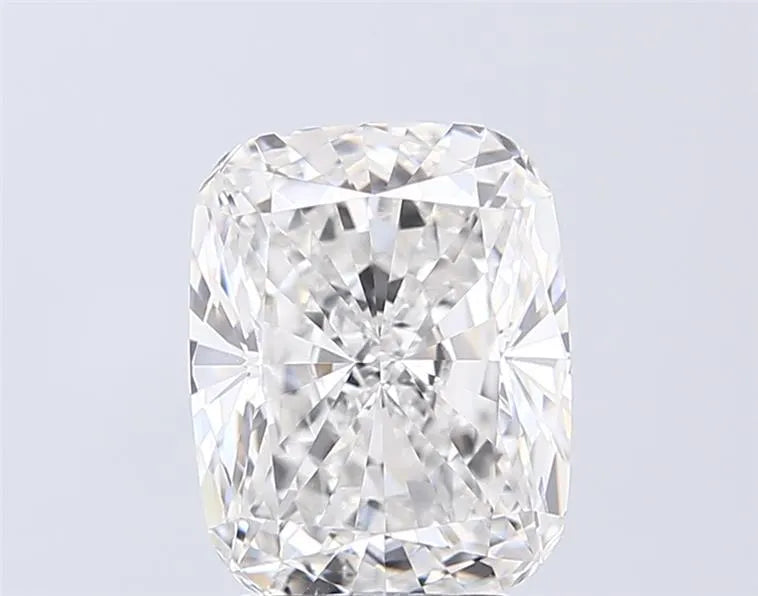 4.01ct Cushion modified Lab Grown Diamond (Colour F, Clarity VVS2, IGI Certified)