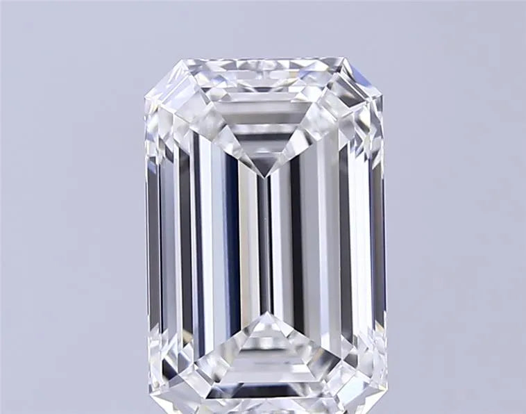 4.01ct Emerald Lab Grown Diamond (Colour F, Clarity VVS2, IGI Certified)