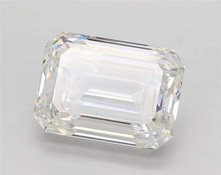 4.01ct Emerald Lab Grown Diamond (Colour G, Clarity SI1, IGI Certified)