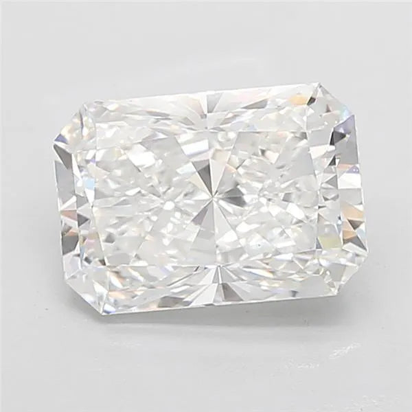 4.01ct Radiant Lab Grown Diamond (Colour E, Clarity VVS1, IGI Certified)