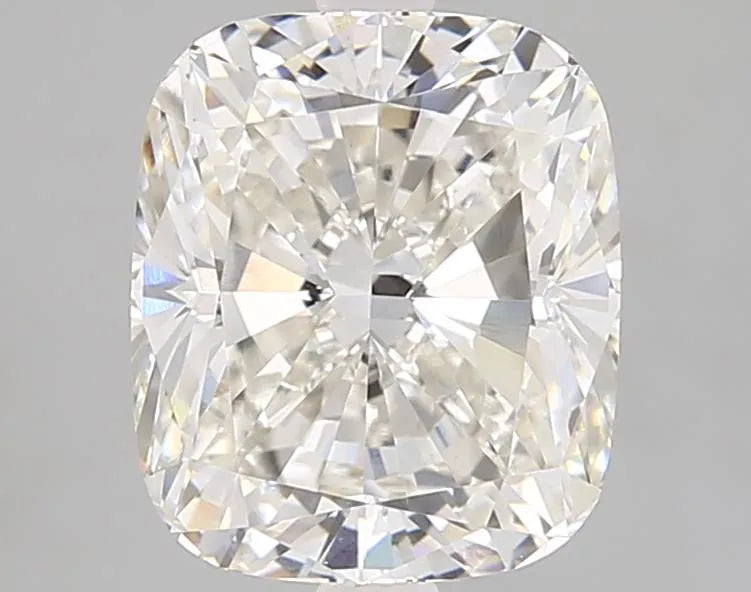 4.02ct Cushion brilliant Lab Grown Diamond (Colour G, Clarity VVS2, IGI Certified)