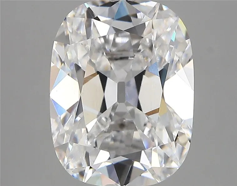 4.02ct Cushion modified Lab Grown Diamond (Colour D, Clarity VVS2, IGI Certified)