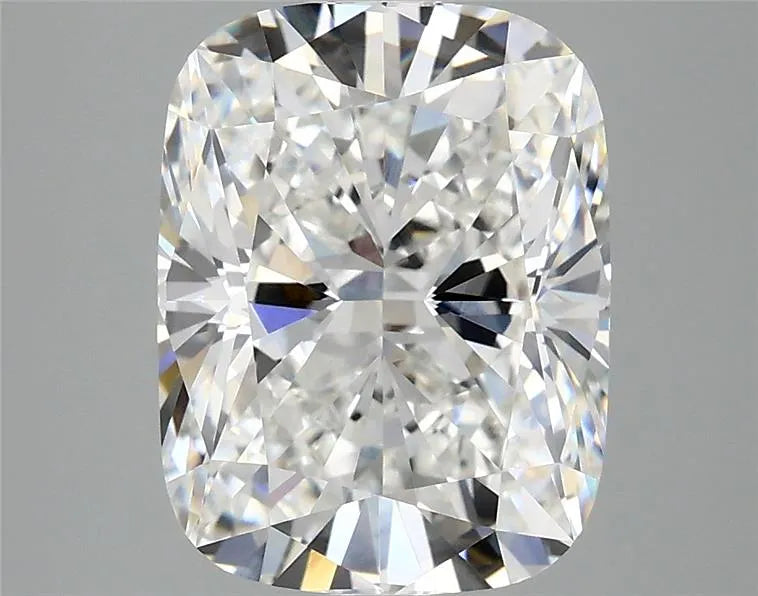4.02ct Cushion modified Lab Grown Diamond (Colour E, Clarity VVS2, IGI Certified)