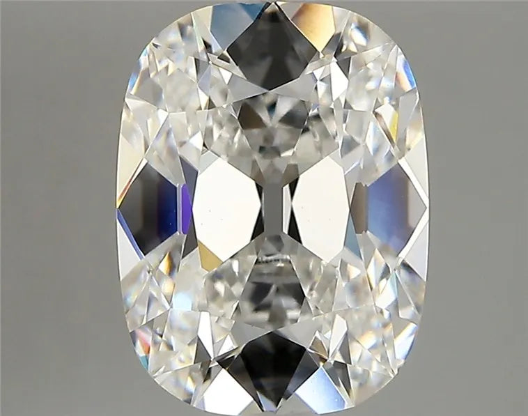 4.02ct Cushion modified Lab Grown Diamond (Colour E, Clarity VVS2, IGI Certified)
