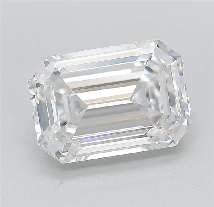 4.02ct Emerald Lab Grown Diamond (Colour D, Clarity VVS1, Cut EX, IGI Certified)
