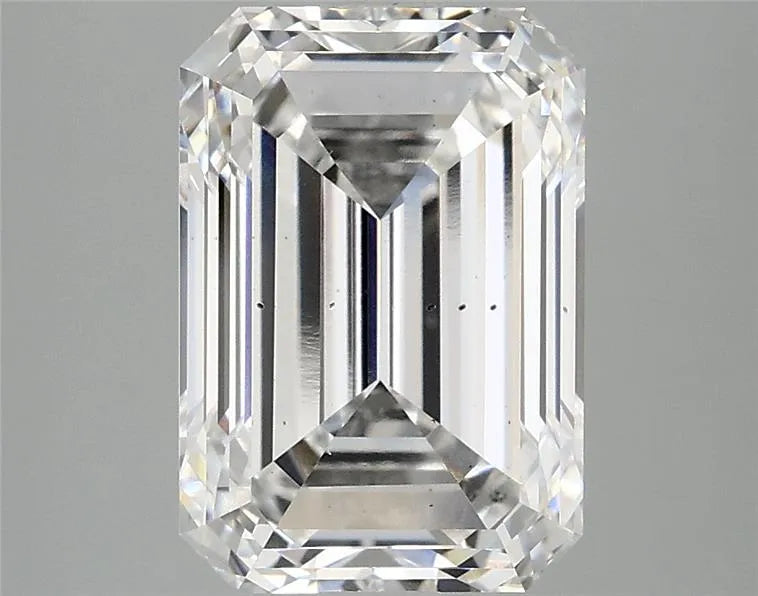 4.02ct Emerald Lab Grown Diamond (Colour E, Clarity VS2, IGI Certified)