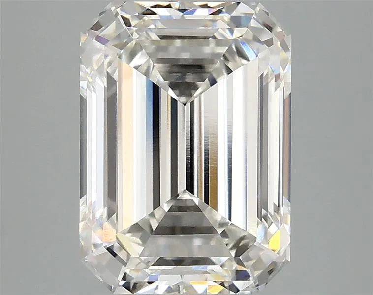 4.02ct Emerald Lab Grown Diamond (Colour F, Clarity VVS2, IGI Certified)