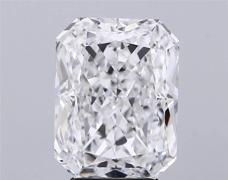 4.02ct Radiant Lab Grown Diamond (Colour D, Clarity VS2, IGI Certified)