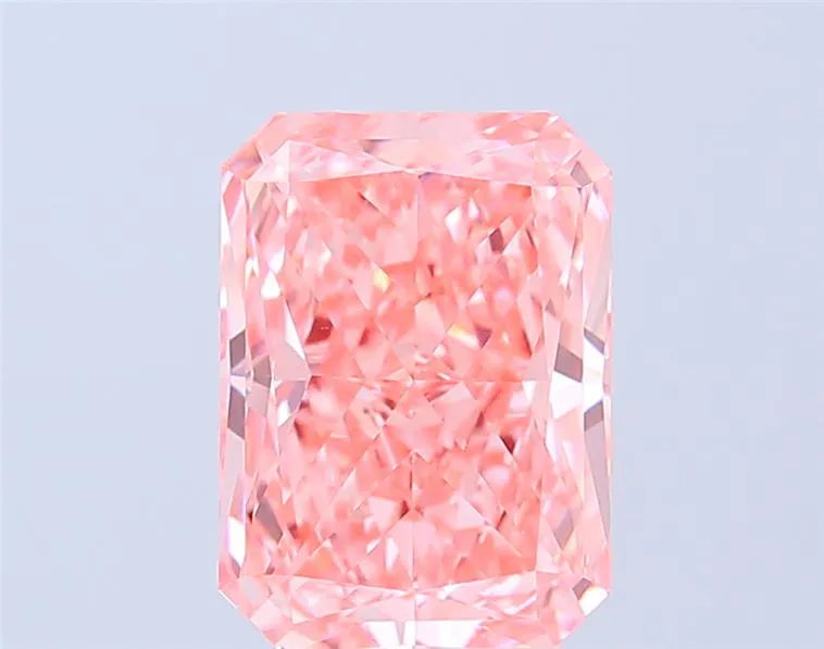 4.02ct Radiant Lab Grown Diamond (Colour Fancy Vivid Pink, Clarity VVS2, IGI Certified)