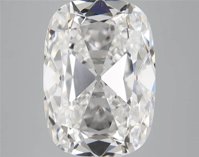 4.03ct Cushion brilliant Lab Grown Diamond (Colour E, Clarity VVS2, IGI Certified)