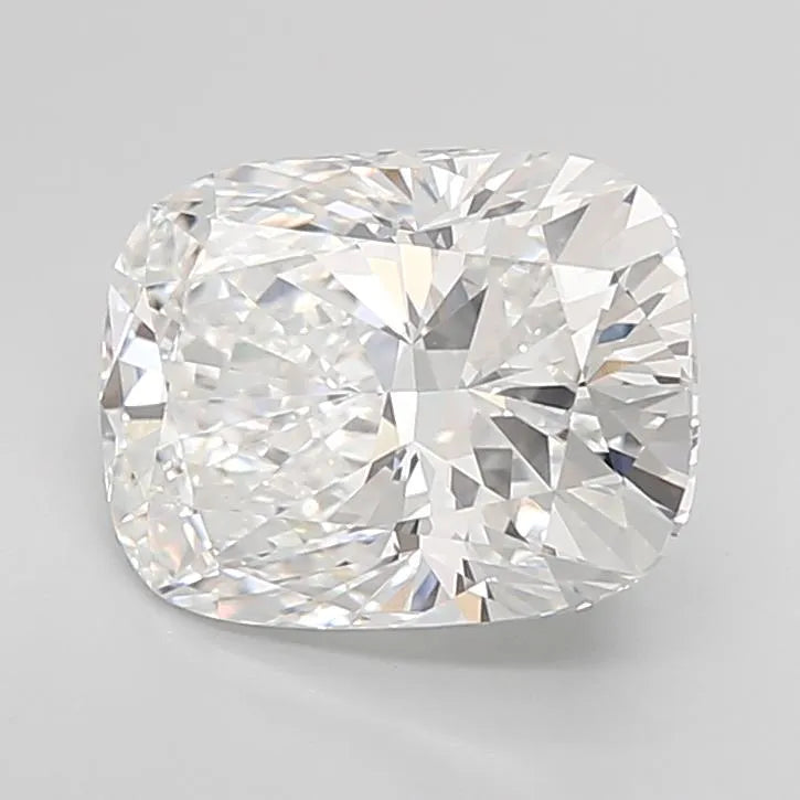 4.03ct Cushion modified Lab Grown Diamond (Colour D, Clarity VVS2, IGI Certified)