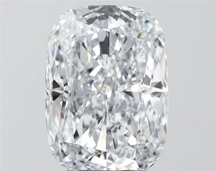 4.03ct Cushion modified Lab Grown Diamond (Colour E, Clarity VVS2, IGI Certified)