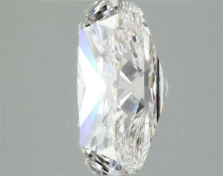 4.03ct Cushion modified Lab Grown Diamond (Colour G, Clarity VS1, IGI Certified)