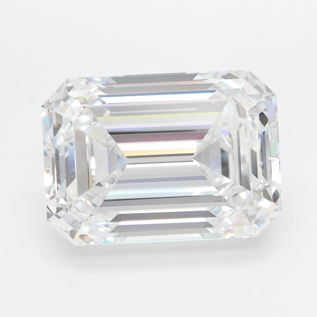 4.03ct Emerald Lab Grown Diamond (Colour D, Clarity VVS1, IGI Certified)