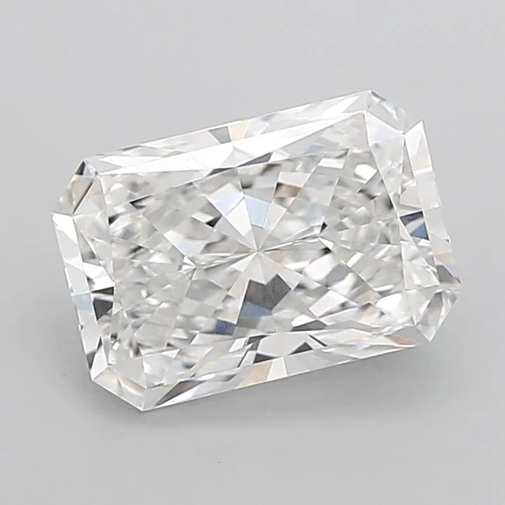 4.03ct Radiant Lab Grown Diamond (Colour D, Clarity VVS2, IGI Certified)