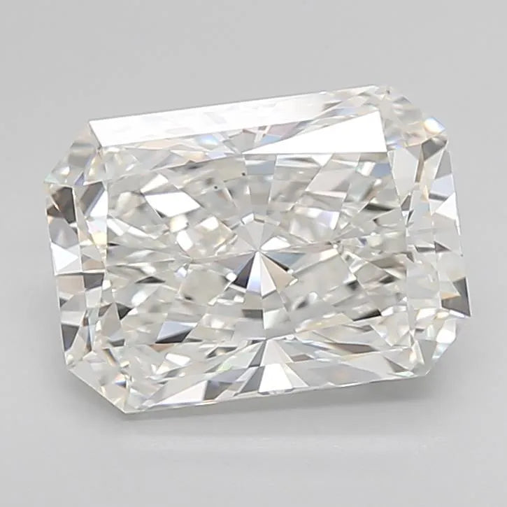 4.03ct Radiant Lab Grown Diamond (Colour F, Clarity VVS2, IGI Certified)