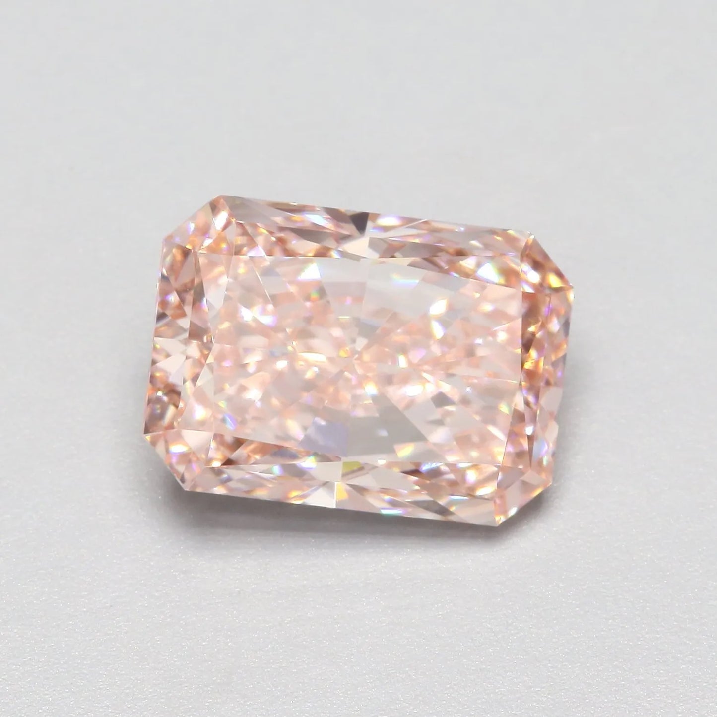 4.03ct Radiant Lab Grown Diamond (Colour Fancy Vivid Pink, Clarity VVS2, IGI Certified)