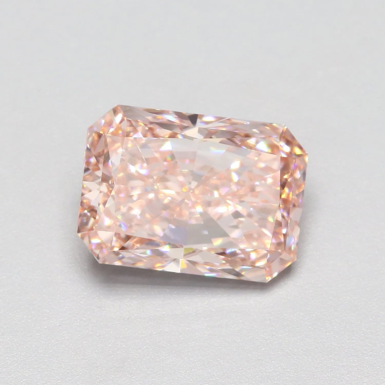 4.03ct Radiant Lab Grown Diamond (Colour Fancy Vivid Pink, Clarity VVS2, IGI Certified)