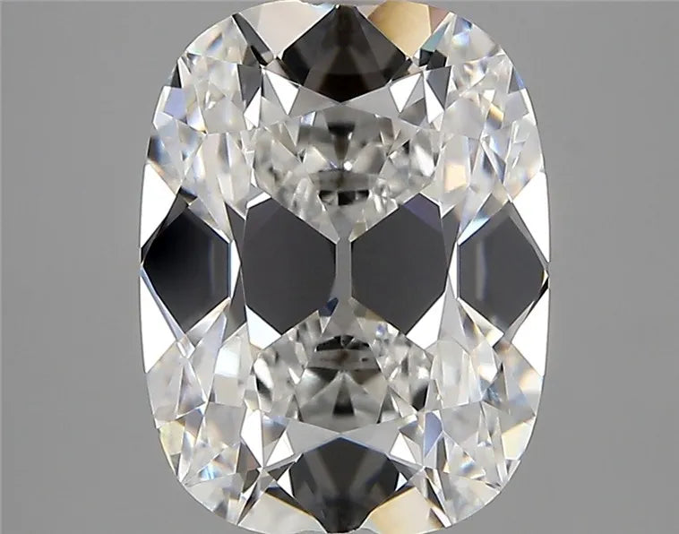4.04ct Cushion modified Lab Grown Diamond (Colour E, Clarity VVS2, IGI Certified)