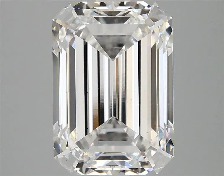 4.04ct Emerald Lab Grown Diamond (Colour D, Clarity VS2, IGI Certified)