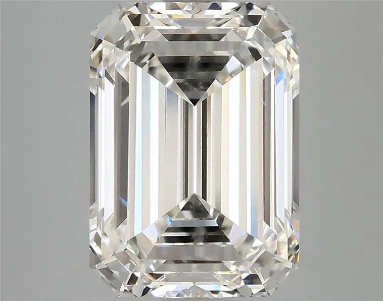 4.04ct Emerald Lab Grown Diamond (Colour E, Clarity VVS2, IGI Certified)