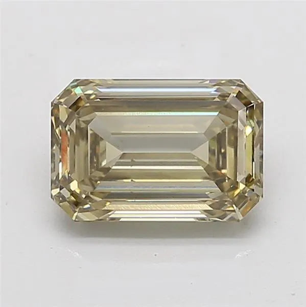 4.04ct Emerald Lab Grown Diamond (Colour Fancy Light Gray Yellow, Clarity VS2, IGI Certified)