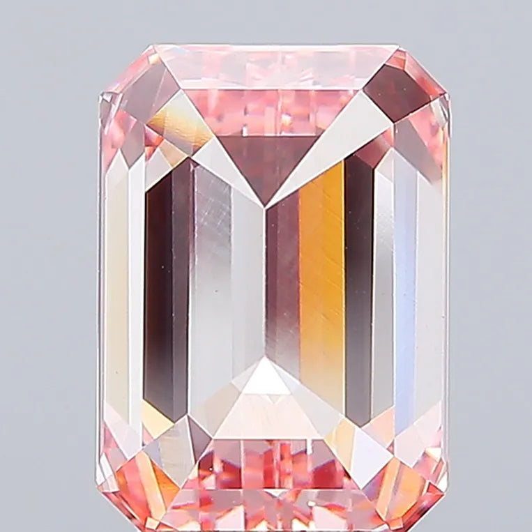 4.04ct Emerald Lab Grown Diamond (Colour Fancy Vivid Pink, Clarity VVS2, IGI Certified)