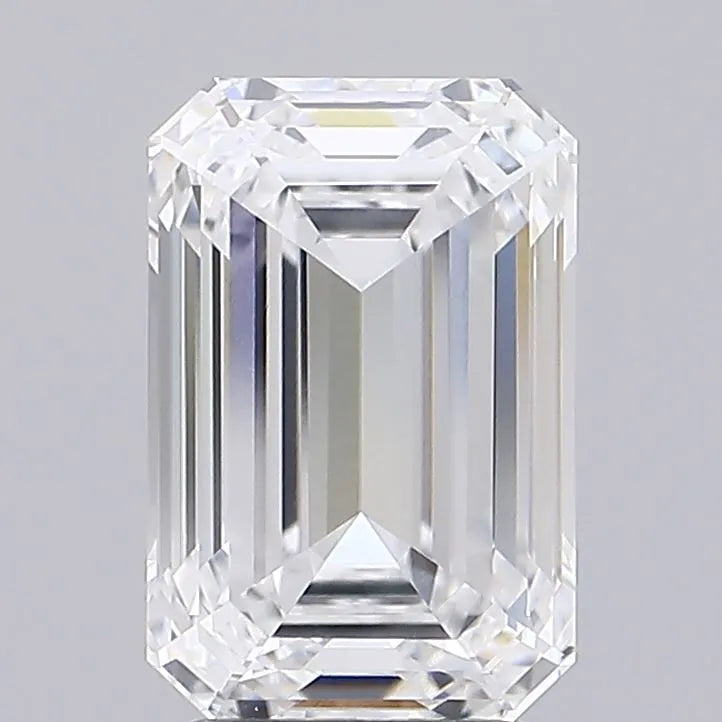 4.04ct Emerald Lab Grown Diamond (Colour G, Clarity VVS2, IGI Certified)