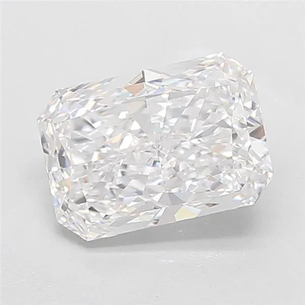 4.04ct Radiant Lab Grown Diamond (Colour D, Clarity VVS1, IGI Certified)