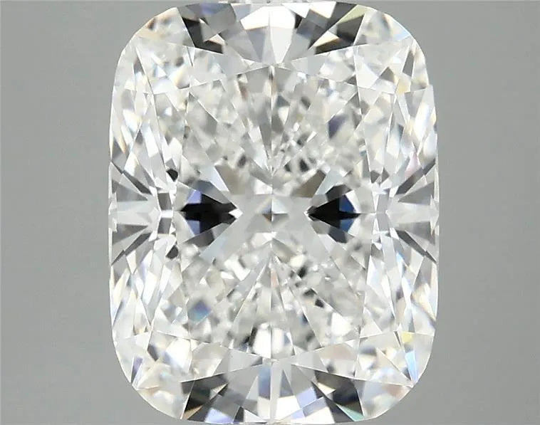 4.05ct Cushion modified Lab Grown Diamond (Colour E, Clarity VVS2, IGI Certified)