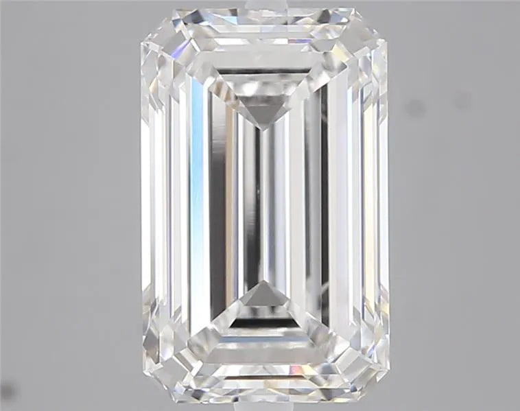 4.05ct Emerald Lab Grown Diamond (Colour E, Clarity VVS1, IGI Certified)