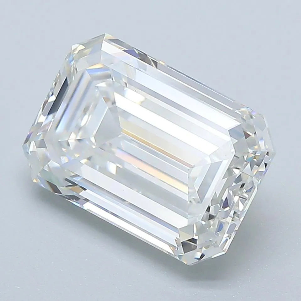 4.05ct Emerald Lab Grown Diamond (Colour F, Clarity VVS2, IGI Certified)