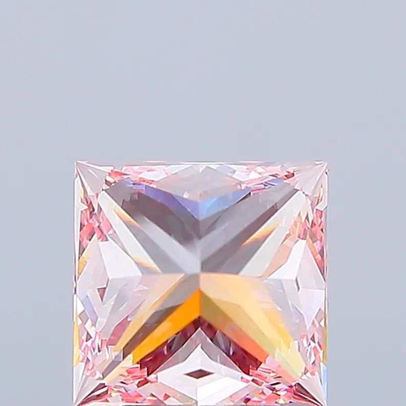 4.05ct Princess Lab Grown Diamond (Colour Fancy Vivid Pink, Clarity VS1, IGI Certified)