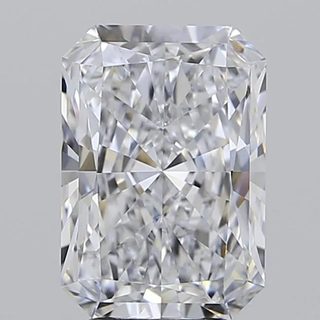 4.05ct Radiant Lab Grown Diamond (Colour E, Clarity IF, IGI Certified)