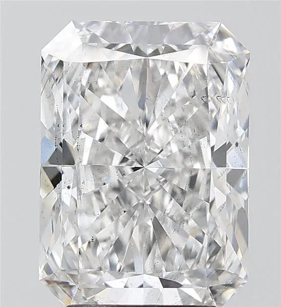 4.05ct Radiant Lab Grown Diamond (Colour E, Clarity SI1, IGI Certified)
