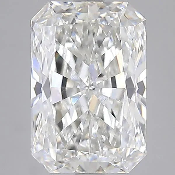 4.05ct Radiant Lab Grown Diamond (Colour G, Clarity VS1, IGI Certified)