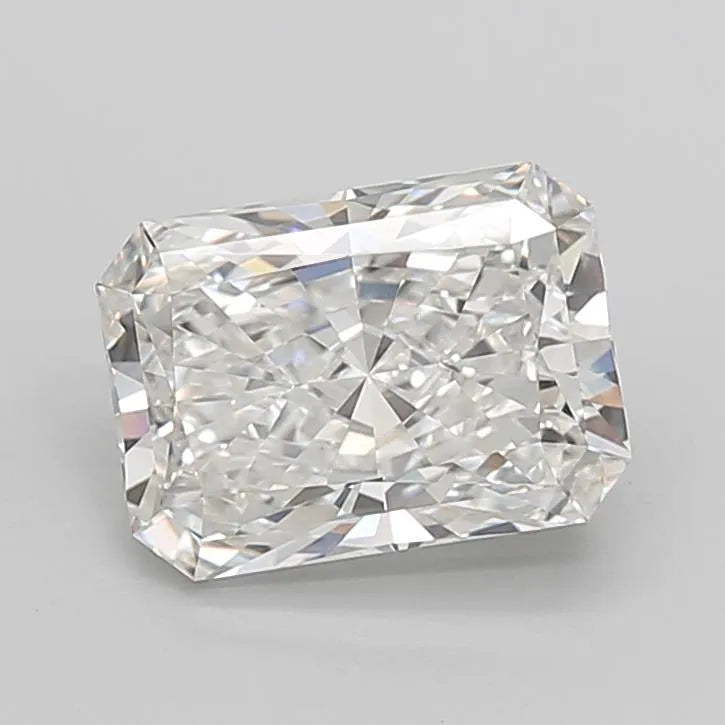 4.05ct Radiant Lab Grown Diamond (Colour G, Clarity VVS2, IGI Certified)