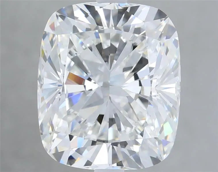 4.06ct Cushion modified Lab Grown Diamond (Colour F, Clarity VVS2, IGI Certified)