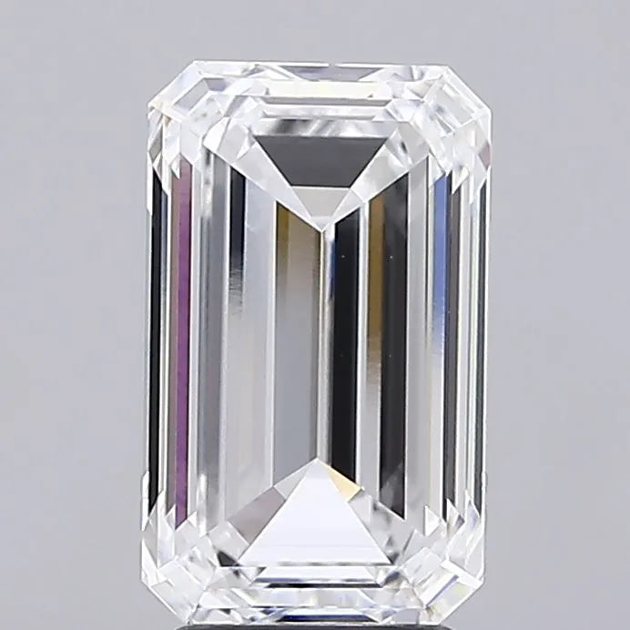 4.06ct Emerald Lab Grown Diamond (Colour E, Clarity VVS1, IGI Certified)