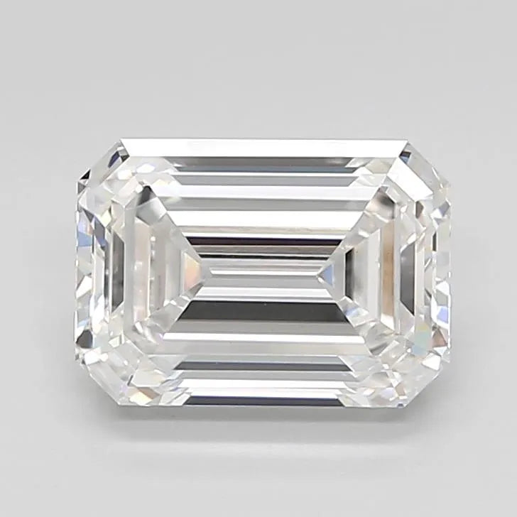 4.06ct Emerald Lab Grown Diamond (Colour E, Clarity VVS2, IGI Certified)