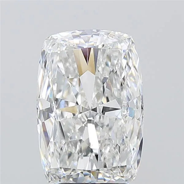4.07ct Cushion modified Lab Grown Diamond (Colour G, Clarity VVS2, IGI Certified)