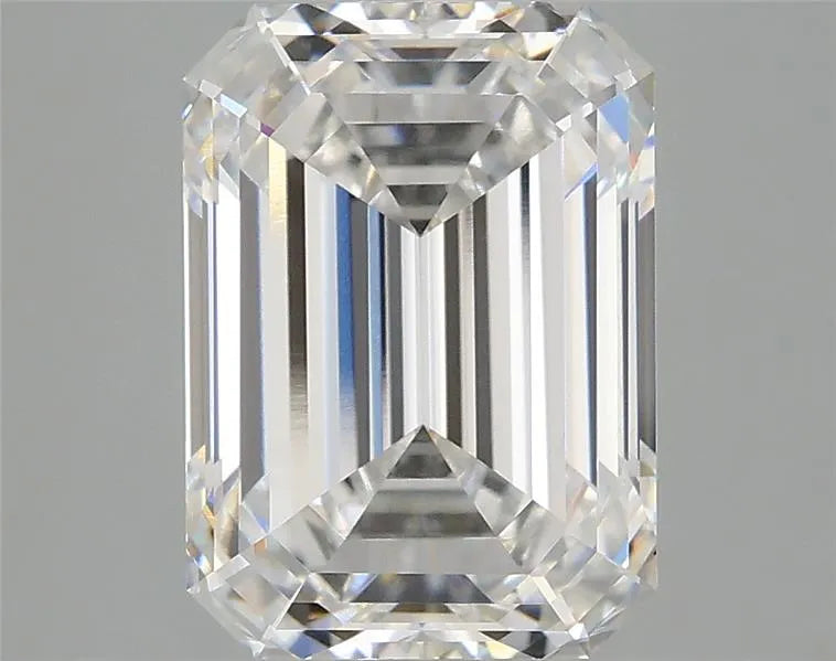 4.07ct Emerald Lab Grown Diamond (Colour E, Clarity VVS2, IGI Certified)