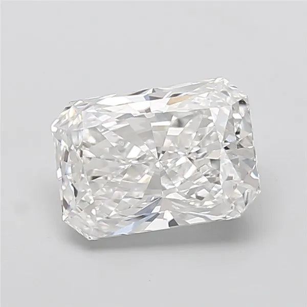 4.07ct Radiant Lab Grown Diamond (Colour E, Clarity VVS2, IGI Certified)