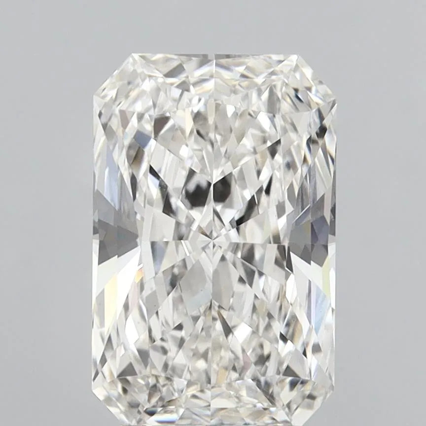 4.07ct Radiant Lab Grown Diamond (Colour G, Clarity VS1, IGI Certified)