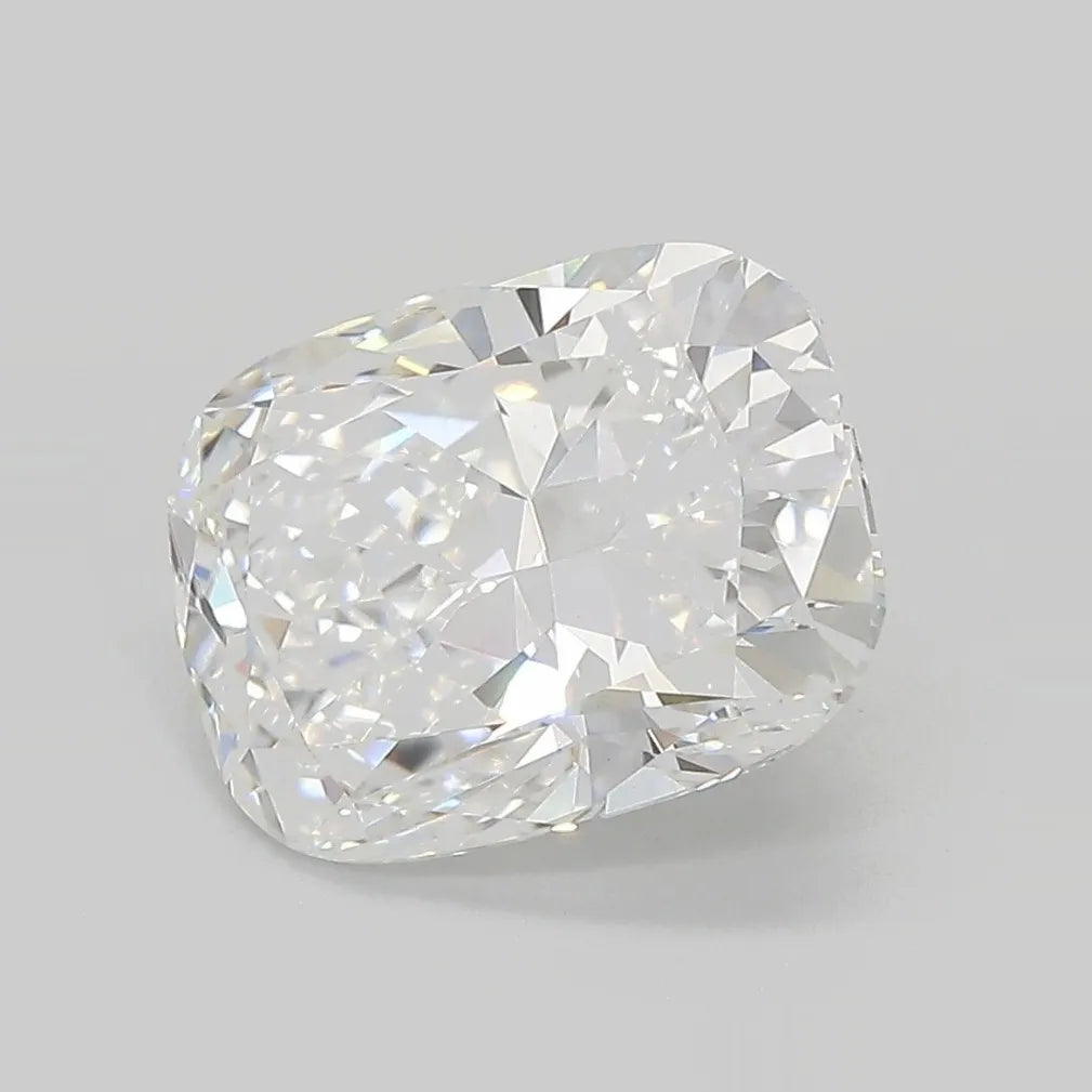4.08ct Cushion modified Lab Grown Diamond (Colour E, Clarity VVS2, IGI Certified)