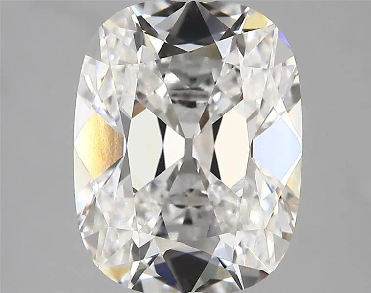 4.08ct Cushion modified Lab Grown Diamond (Colour E, Clarity VVS2, IGI Certified)