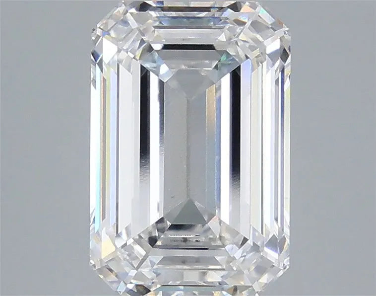 4.08ct Emerald Lab Grown Diamond (Colour D, Clarity VVS2, IGI Certified)