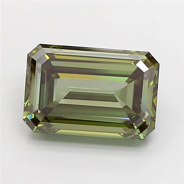 4.08ct Emerald Lab Grown Diamond (Colour Fancy Vivid Green, Clarity VS1, IGI Certified)